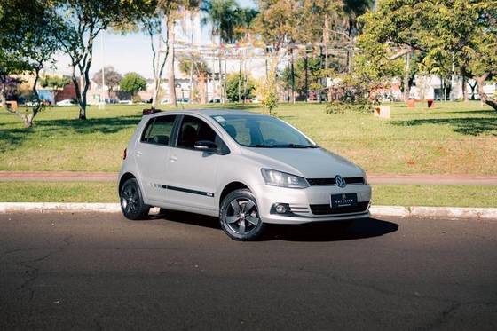 VOLKSWAGEN FOX 1.6 MSI RUN 8V FLEX 4P MANUAL VOLKSWAGEN FOX 1.6 MSI RUN 8V FLEX 4P MANUAL
